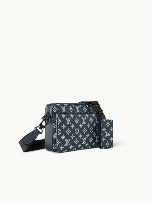Trio Messenger Bag