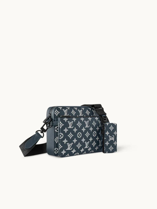 Trio Messenger Bag