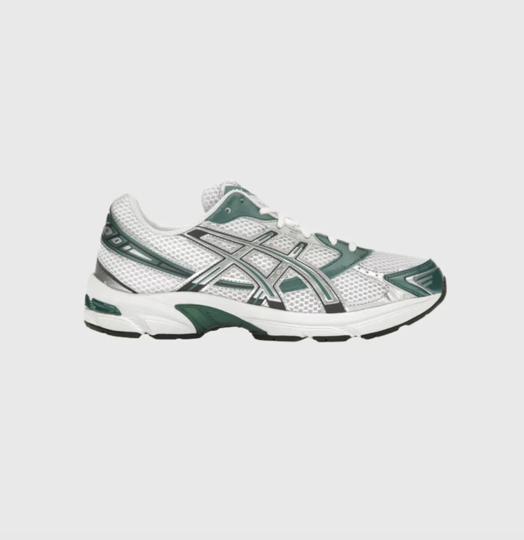 Keyano - White restful teal
