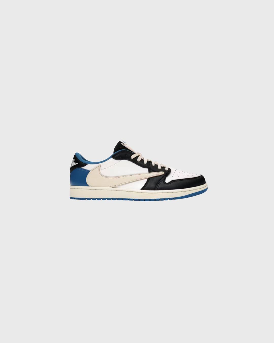 Reverse Low Sneaker