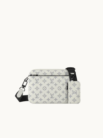 Trio Messenger Bag